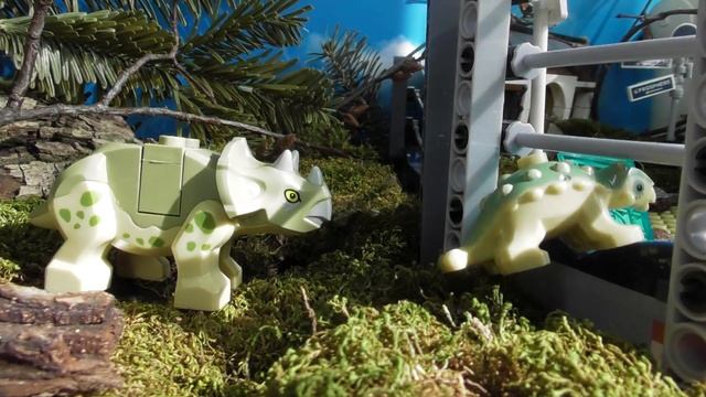 Dinosaur escape (lego animation) / 恐竜脱出（レゴアニメーション）/ 공룡 탈출 (레고 애니메이션)