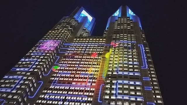 Анимация на здании Tokyo Metropolitan Government Building