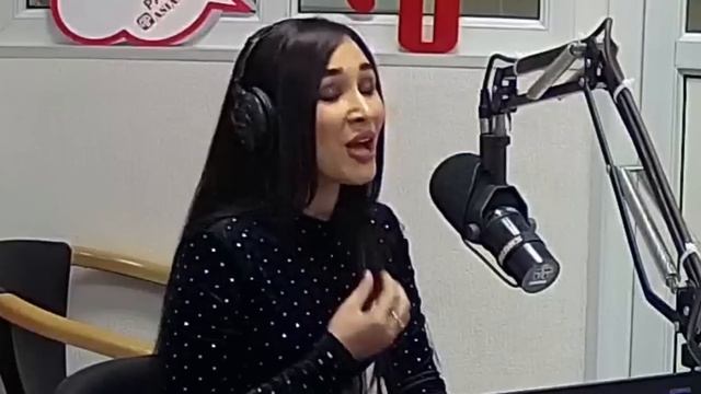 Меҳрнигор ба Америка мекӯчад?