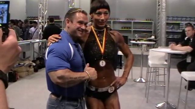 FIBO 2011:Rigó Bianka,Gróf Brigi,Tóth Dani,Ronnie Coleman,Dexter Jackson,