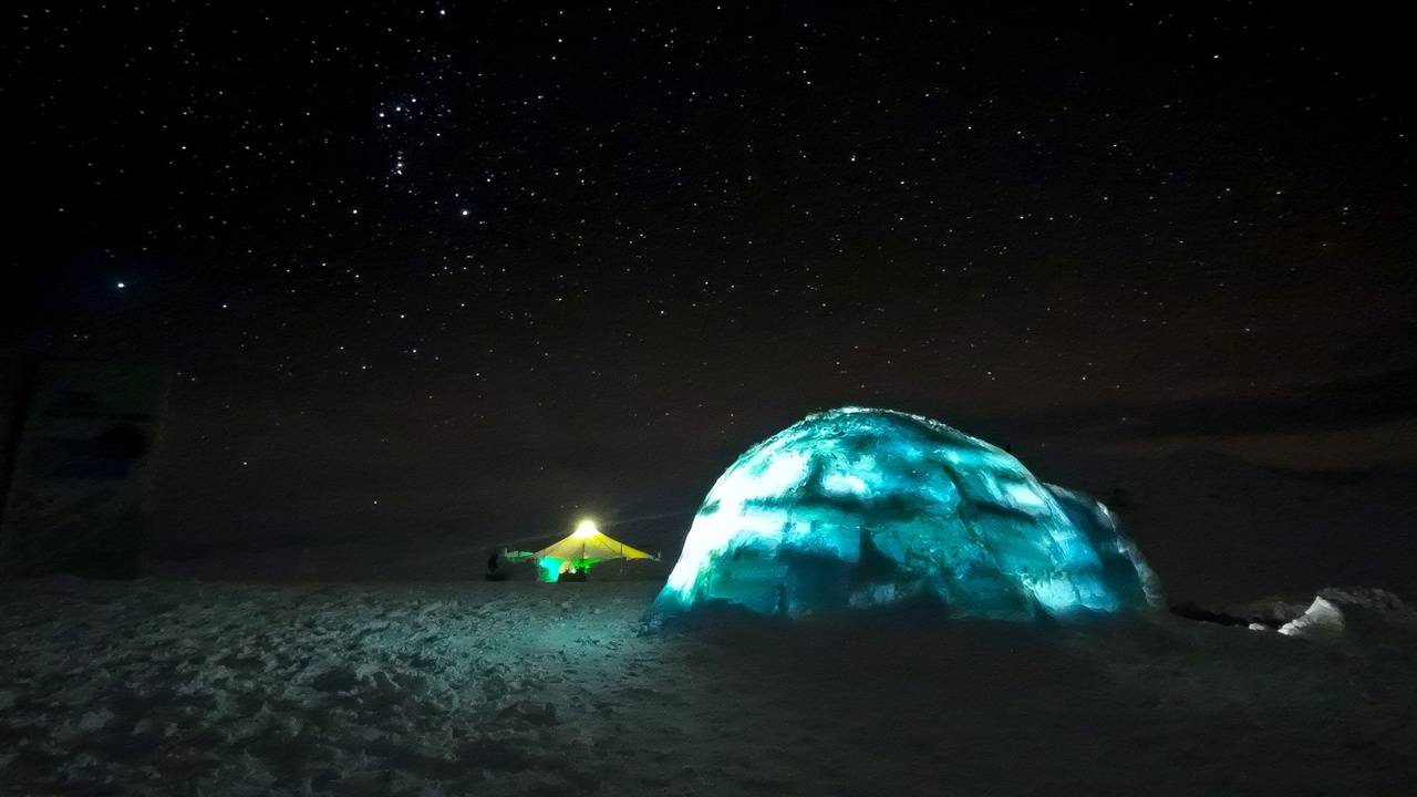 Снежный домик в горах - в программе "Галопом по тропам"