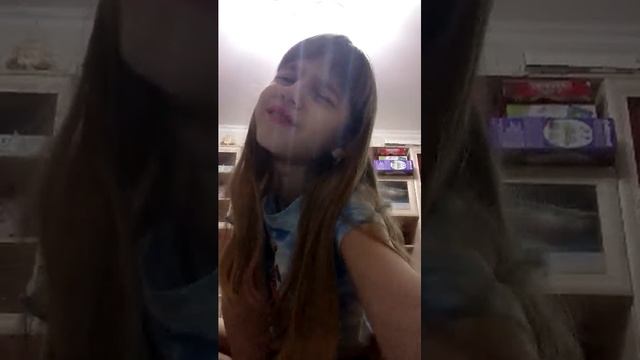 пробую странные вкусняшки😱😱💖🤗🍡🧋
