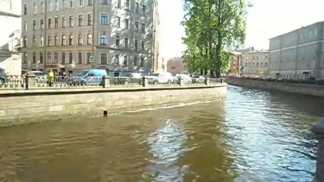 на берегу канала Грибоедова, июнь 2017, С-Петербург