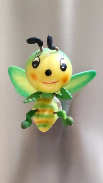 🐝Funny CuteBee🐝I Like To Move It🐝#shorts #viralshorts #youtubeshorts #trending #short #shortvideo
