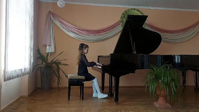 Оленчук Валентина  С.Борткевич оп.30 №9  Музичні картинки за касками Г.К. Андерсена "Метелик"