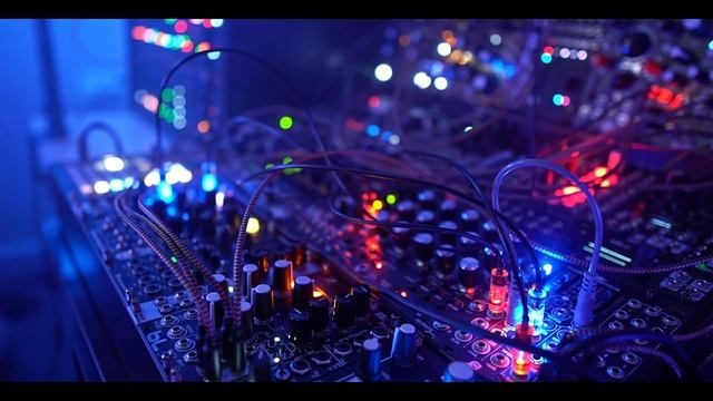 State Azure Galatea - Ambient Eurorack (Assimil8or, Arbhar, Nautilus, Data Bender)