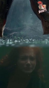 THERIZINOSAURUS ATTACKS CLAIRE 🌍 Jurassic World Dominion #Shorts