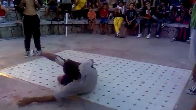 B-BOY WL  VS VANDER LEGZ