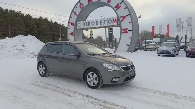 Kia Ceed 1,6 л. Бензин 6МКПП  (122 л.с.) 2012