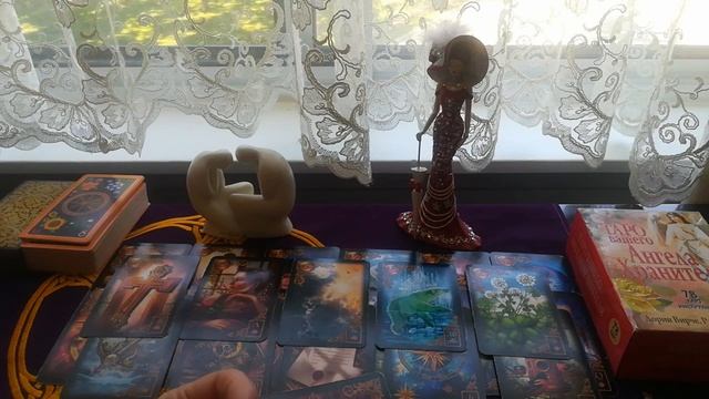 таро сегодня-РАЗБЕРЕМ ЕГО ПО КОСТОЧКАМ-таро вместе с Миленой