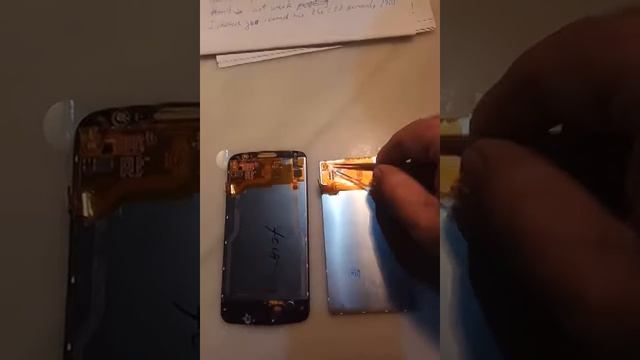 Resending LCD screen G7105, because Uparts sent me G7200