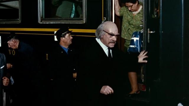 Fantomas.se.dechaine.1965.720p_FilmRus