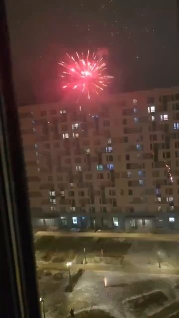 🎆В ЖК Ярославский в Мытищах кто-то ночью решил устроить себе праздник🎆