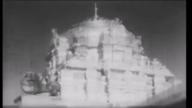 Rare B&W video of Sri Sathya Sai Baba visiting Tirupathi Sri Balaji temple in 1958