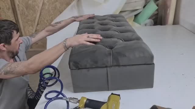 Красивая банкетка в каретной стяжке.  Простая и красивая банкетка с ящиком.  Делаем банкетку DIY