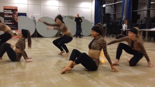 The Mezzo Dancers