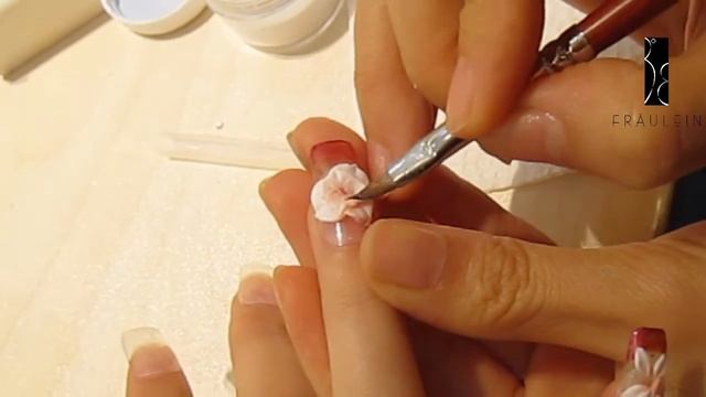 Fraulein 38 Nail Art DIY Tutorial : A Simple 3D Flower with Acrylic Powder and Nail Art Brush