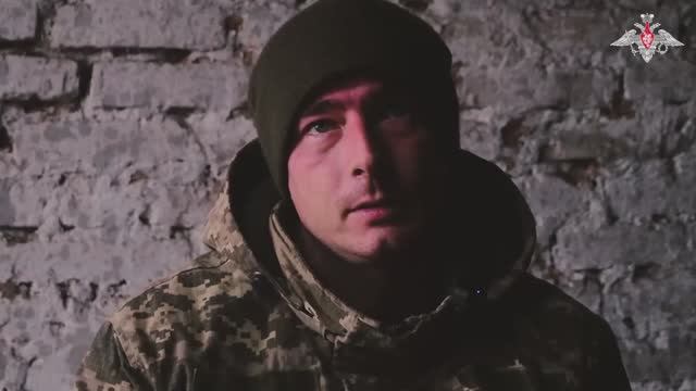 Очередной военнослужащий ВСУ сдался в плен, к чему призывает всех своих товарищей