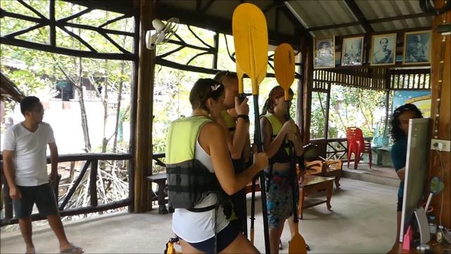Ko Chang - Salak Kok bay - Fisherman village & Kayaking