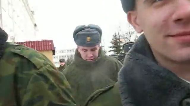 На ЧТО ГОТОВ СОЛДАТ РАДИ СИГАРЕТЫ