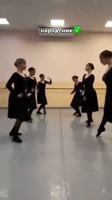а вы любите народный танец?