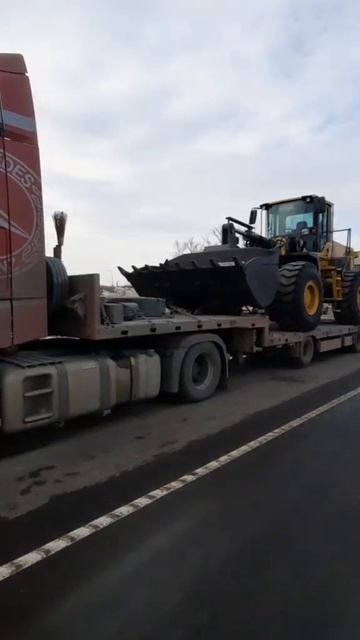 Отгрузка фронтального погрузчика. Для заказа обращайтесь 88001011491