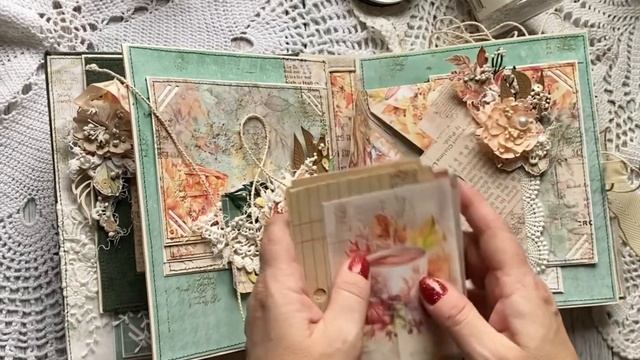 Осенний альбом с большим шейкером на обложке