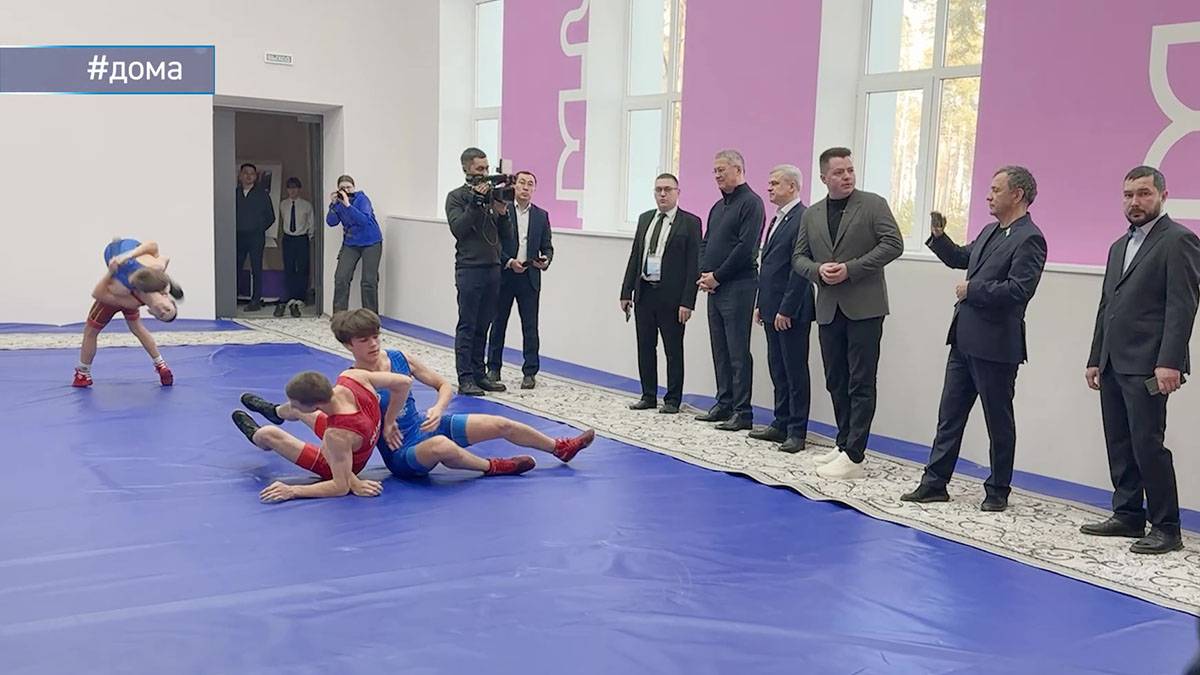 Краснокамский район, с. Николо-Берёзовка. Купеческий дом. Дворец молодёжи. Парк Победы. Ноябрь 2024