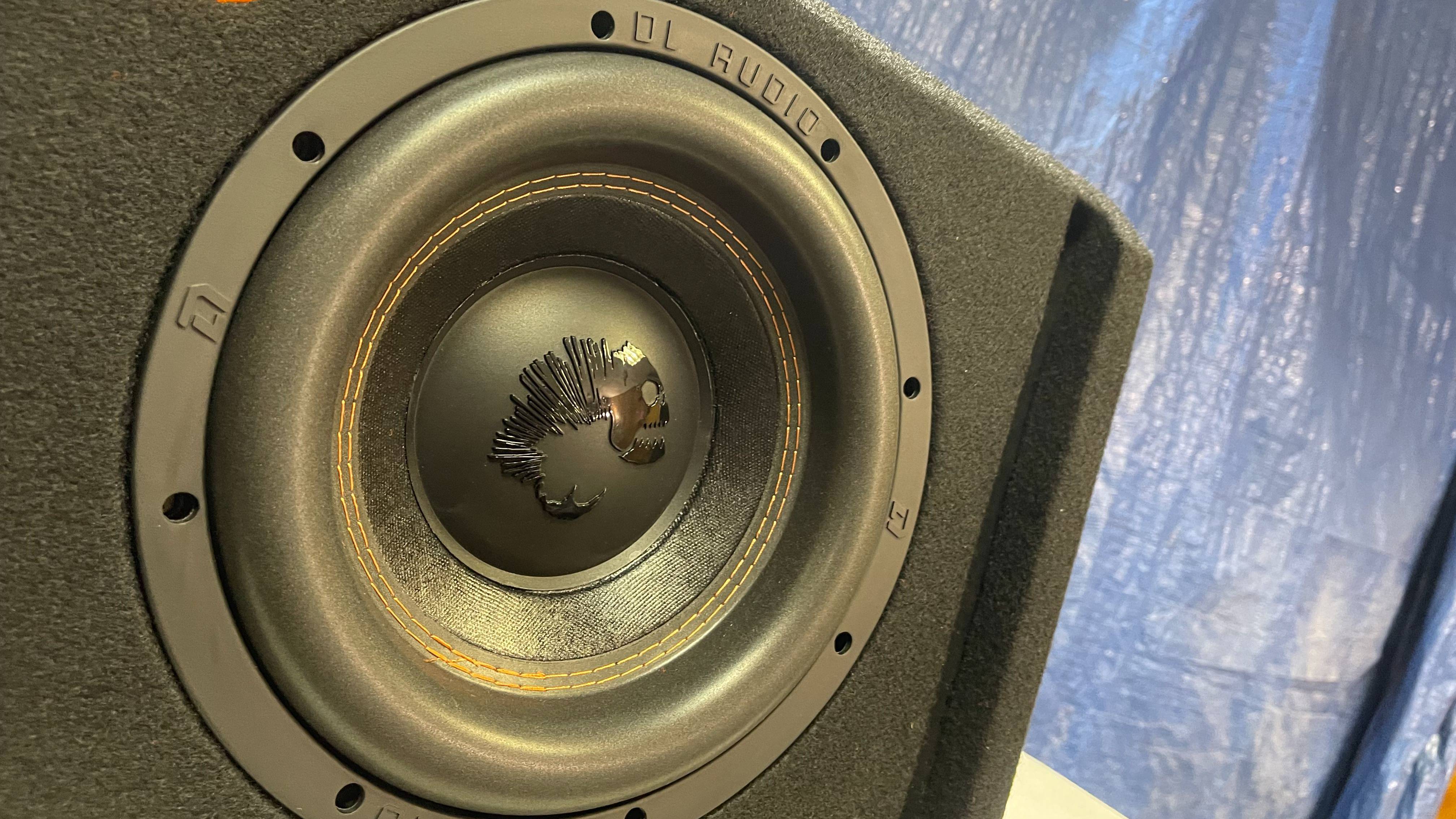 DL Audio Piranha 10A v2. Активный сабвуфер который реально ВАЛИТ