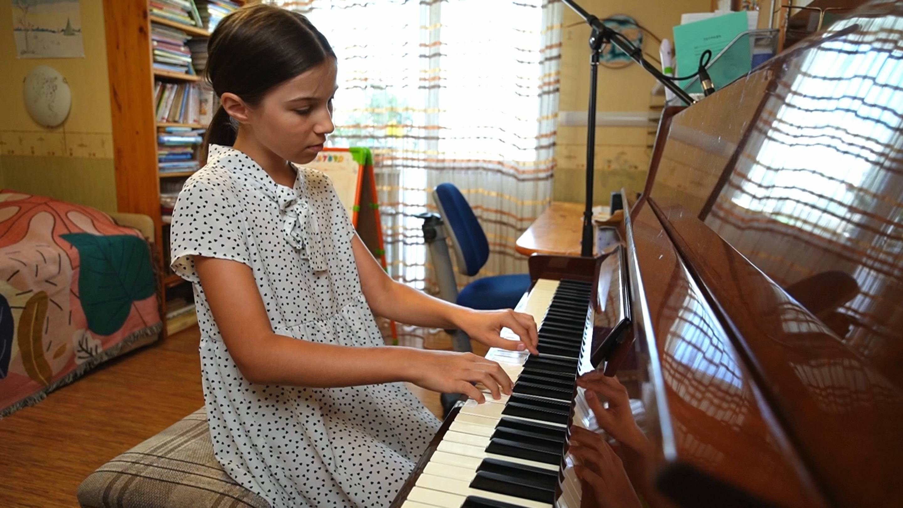 Марианна, 10 лет. В.А.Моцарт, Соната до мажор, К545, Allegro - Mozart, Sonata in C, K. 545, All