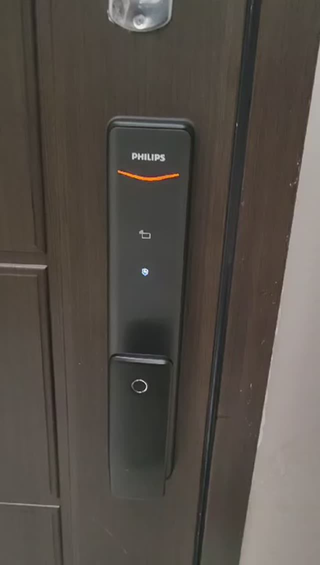 Philips EasyKey 7300 и Philips Easy Key Alpha