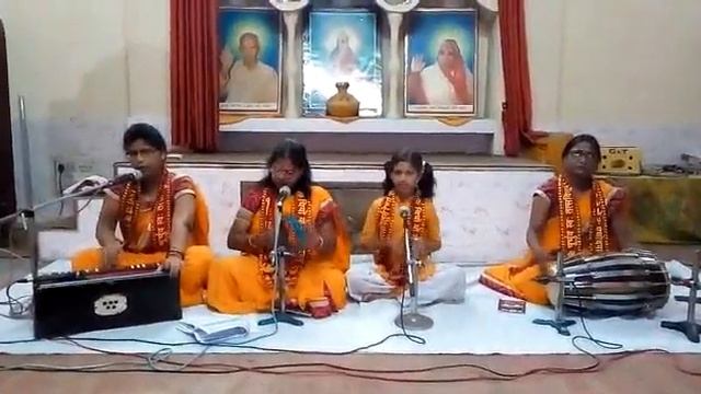 Varan Acharya karne ki tumhe asha lagae hai ......|New Yug Sangeet