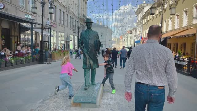 Расслабленная майская прогулка по Москве. Большая Дмитровка - Камергерский переулок