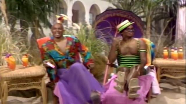 In Living Color S02E26 - Men On Vacation