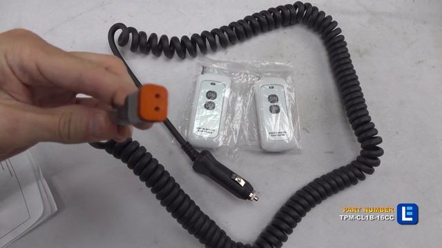 Pole Mounted Class 1 LED Strobe Light - 1400 lms - (2) Wireless Remotes - 16' Cord