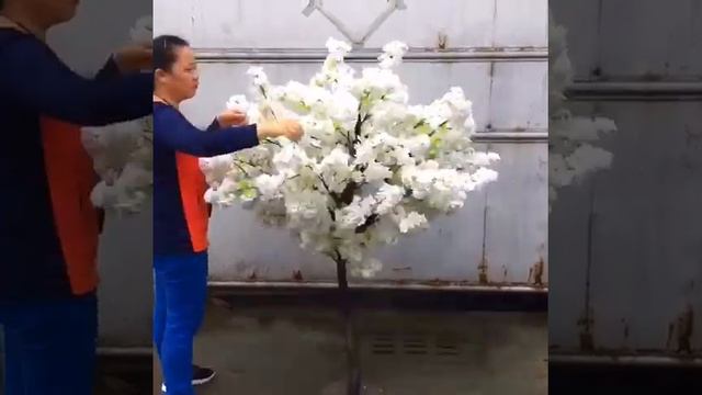 DIY Artificial cherry blossom trees for decoration