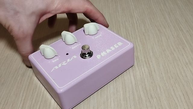 ARIA PH-10 Педаль эффектов Phaser