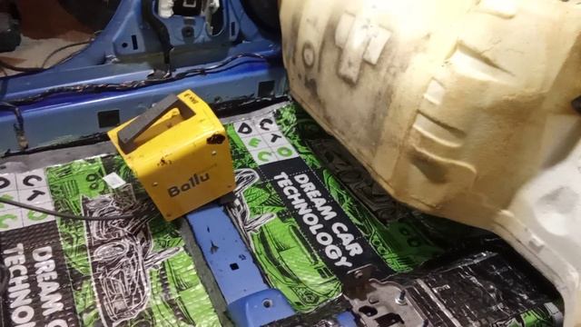 своими силами: антикор салона + шумка