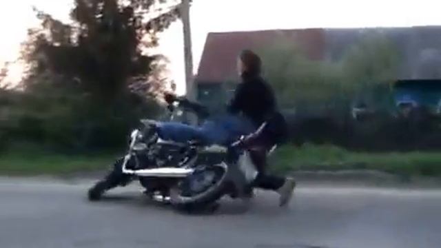 повийобувався