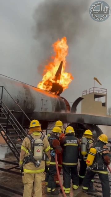 👩🚒✅ Хорошо, когда у пожарных и спасателей есть возможность отрабатывать разного рода упражнения.