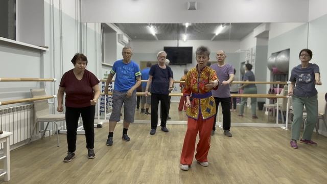 Цигун и тайцзицюань. Искусство шелковой нити. Формула счастья и здоровья с чемпионкой Европы .