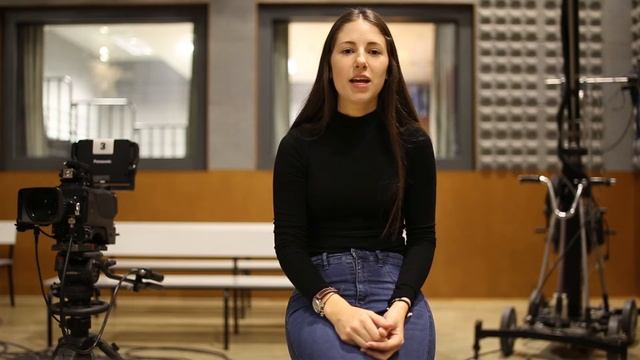 ¿Qué te apasiona ❤ de Comunicación Audiovisual en el CEU? #EresLoQueHaces