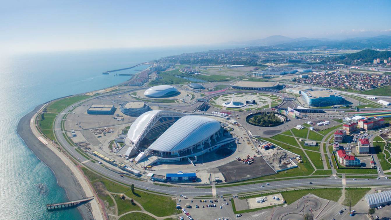 «Город будущего» в «Сириусе»: чего ждать и как такие проекты меняли другие города. Сочи 2025.