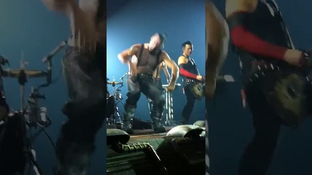 Rammstein - Mann Gegen Mann (snippit) Ahoy Rotterdam 2012