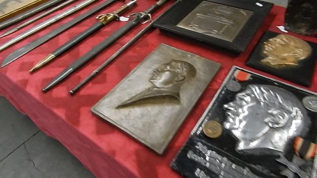 штыки на выставке военного антиквариата Антверпен!
