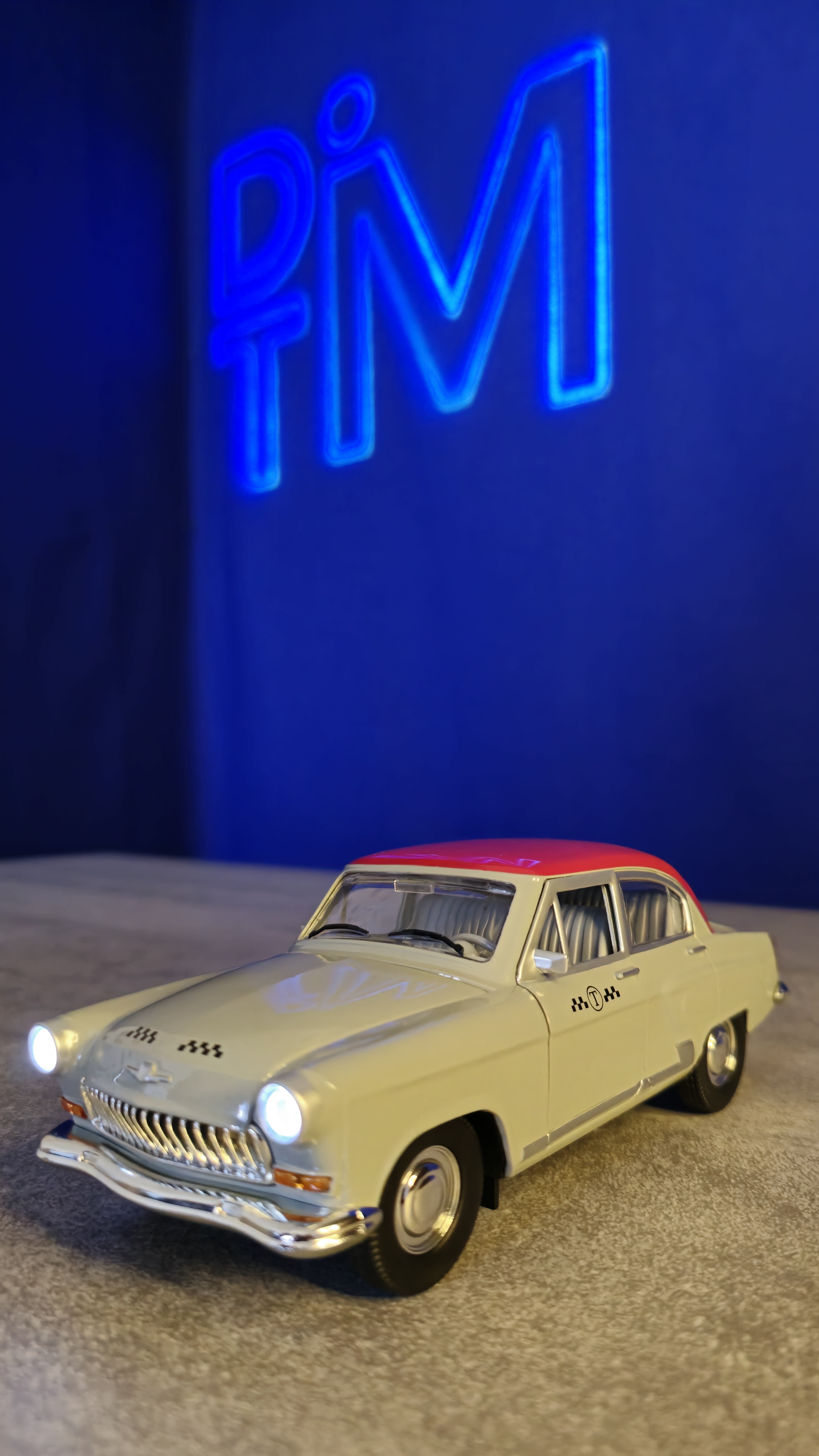 Один из Автомобилей СССР. А на каких машинах ездили ваши дедушки? 😉  #мультики #трикота #майнкрафт