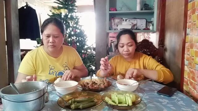 CHICKEN FEET AT OKRA TARA KAIN TAYO with Lhyn Ofw Vlog's | MAERRYLENE OFFICIAL