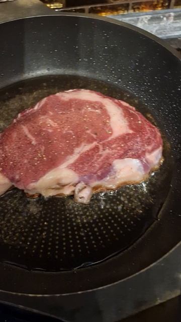 На ужин стейк рибай🥩
