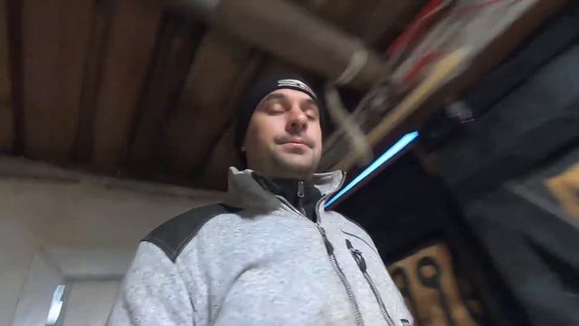 VLOG: Рабочие будни. Мышка попалась.