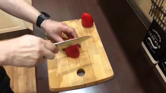 Куриная голень с овощами в казане
